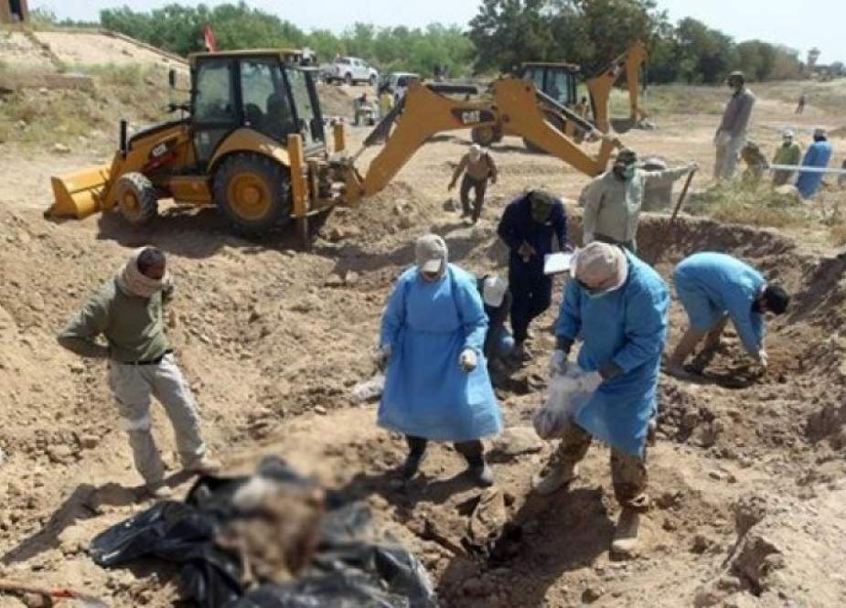 الحشد الشعبي يؤمن مراسيم فتح وتنقيب المقابر الجماعية في سنجار