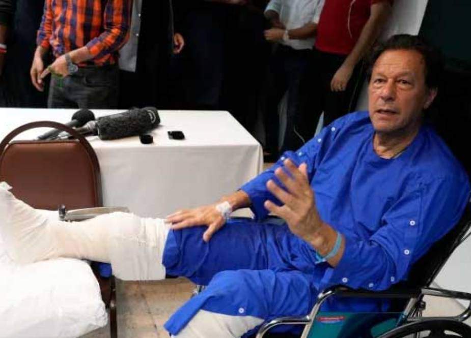 میں زخمی حالت میں صرف اپنی قوم کی خاطر نکل رہا ہوں، ہر صورت راولپنڈی پہنچیں، عمران خان
