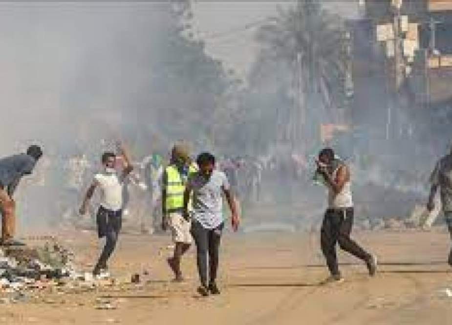 السودان .. مقتل متظاهر برصاص قوات الأمن خلال احتجاجات ضدّ حكم العسكر