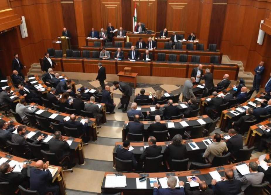 النواب اللبناني يفشل للمرة الثامنة في انتخاب رئيس جديد للبلاد