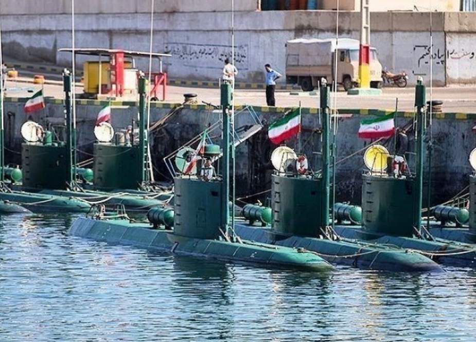 قائد بحري ايراني: غواصات ثقيلة جدا ستنضم للقوة البحرية الايرانية قريبا