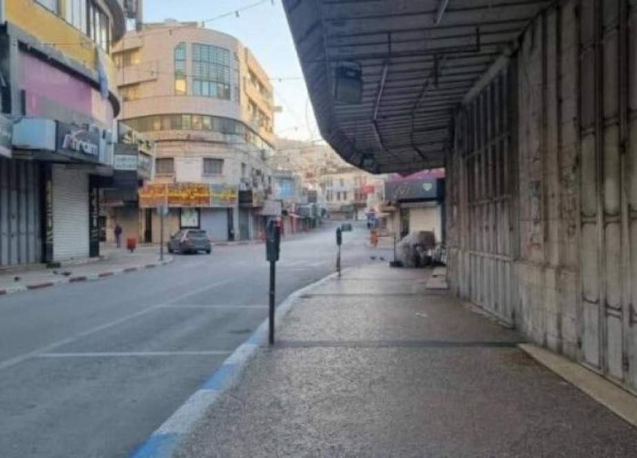 إضراب شامل في بلدة حوارة بنابلس تنديدًا بجريمة إعدام شاب فلسطيني