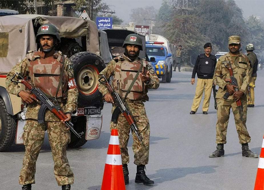 Pakistanda terrorçuların hücumu nəticəsində 3 polis ölüb