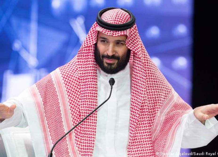 غضب شعبي في السعودية.. المجتمع المحافظ يقف في وجه الأمير والانحطاط الأخلاقي