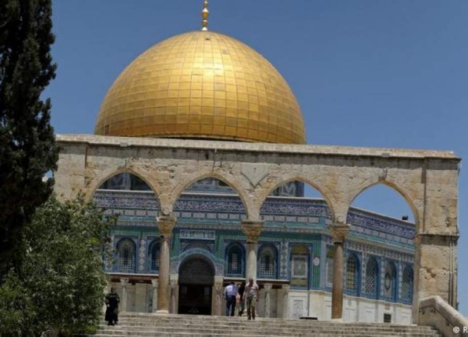"حماس": المسجد الأقصى المبارك في خطر