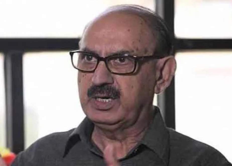فواد چوہدری کو منہ پر کپڑا ڈال کر پیش کرنا افسوسناک، عرفان صدیقی