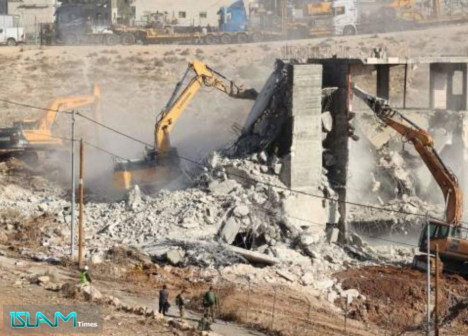 Israeli Regime to Demolish Family Home of Palestinian Fighter