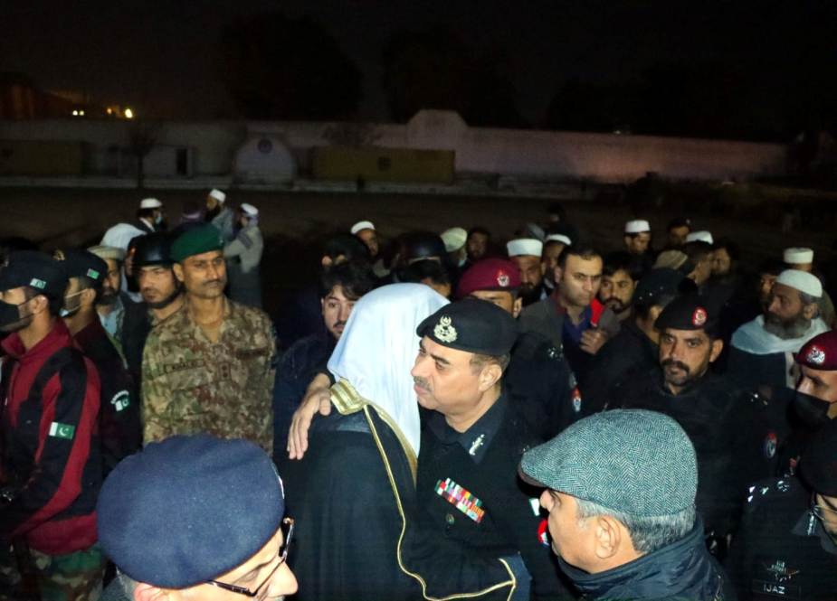 پشاور دھماکہ کے شہید پولیس اہلکاروں کی نماز جنازہ ادا کردی گئی