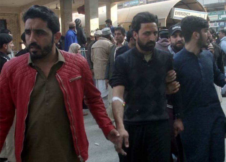 پشاور، پولیس لائنز میں ہونے والے خودکش حملہ کے دردناک مناظر