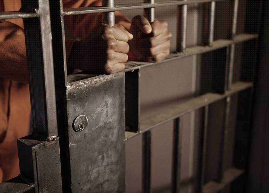 السجناء البحرينيون.. معاناة طويلة الأمد على المستوى النفسي والروحي بسبب التعذيب