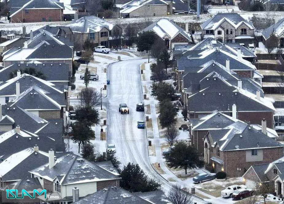 Power Outages Linger in Texas After Deadly Ice Storm
