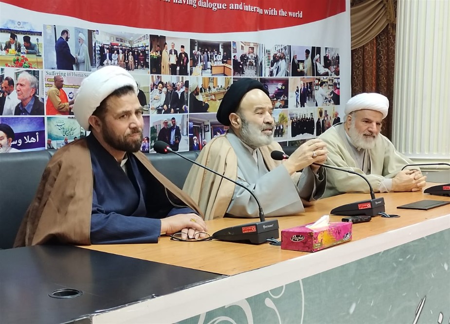 امت واحدہ پاکستان کے وفد میں شامل اہلسنت علمائے کرام کے دورہ ایران کی تصاویر