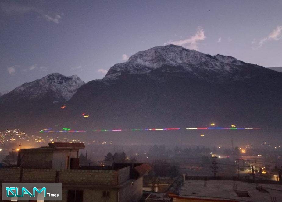 جشن مولود کعبہ کے موقع پر گلگت کے پہاڑوں پر چراغاں