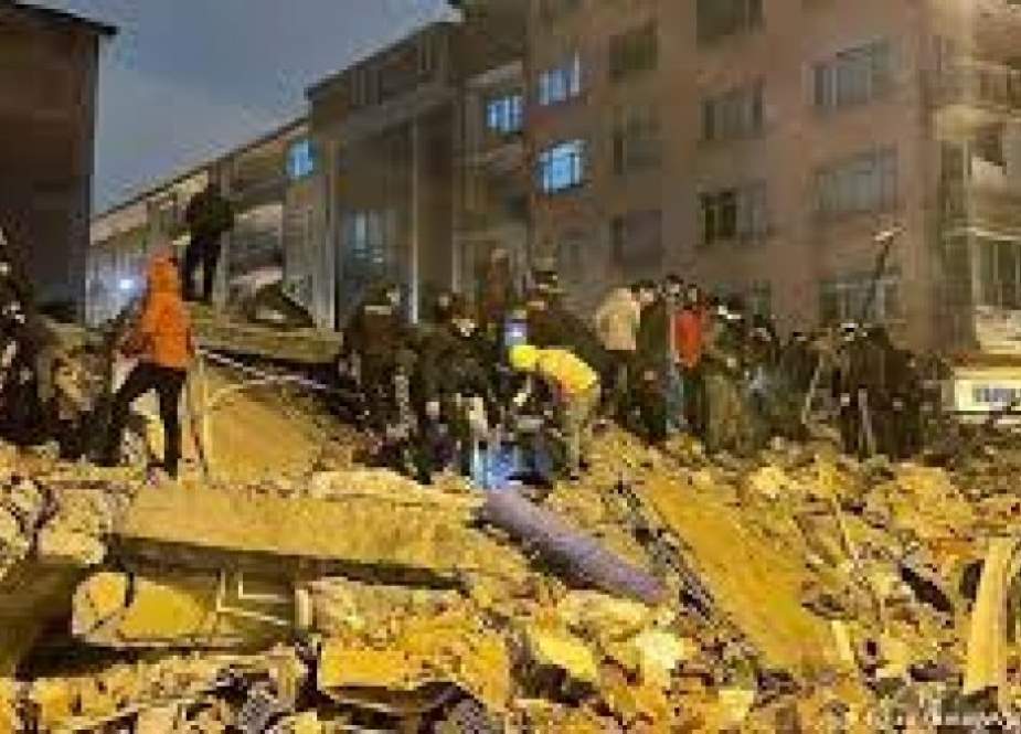عدد ضحايا الزلزال في تركيا وسوريا يتجاوز 3800 قتيلا