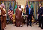 Laporan: Trump dan Kushner Mendapat Untung dari Hubungan Dekat Saudi