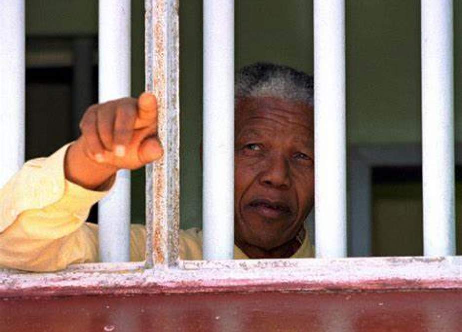 Rincian Baru Menunjukkan Peran CIA dalam Penangkapan Nelson Mandela