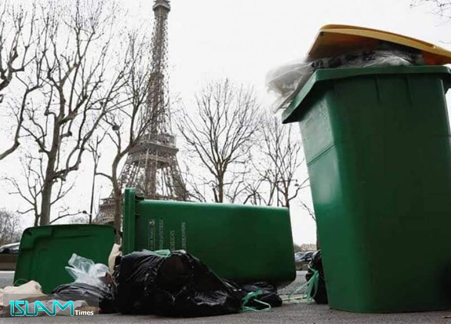 Parisian Streets Littered with Trash