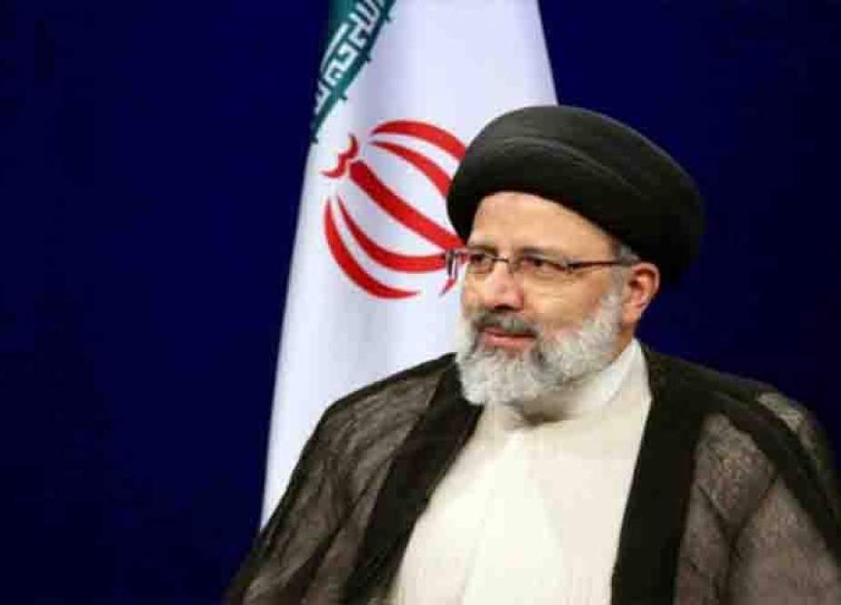 الرئيس الايراني يحذر من سلوك الأعداء في فرض الجاهلية الحديثة على المجتمعات