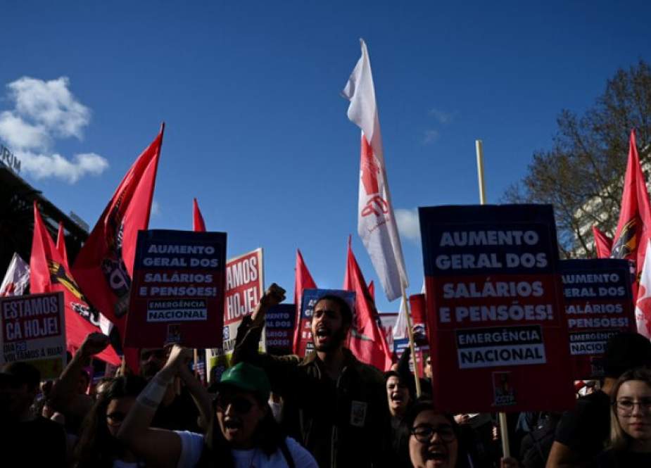 آلاف البرتغاليين يتظاهرون للمطالبة بزيادة الأجور وتحسين المعيشة