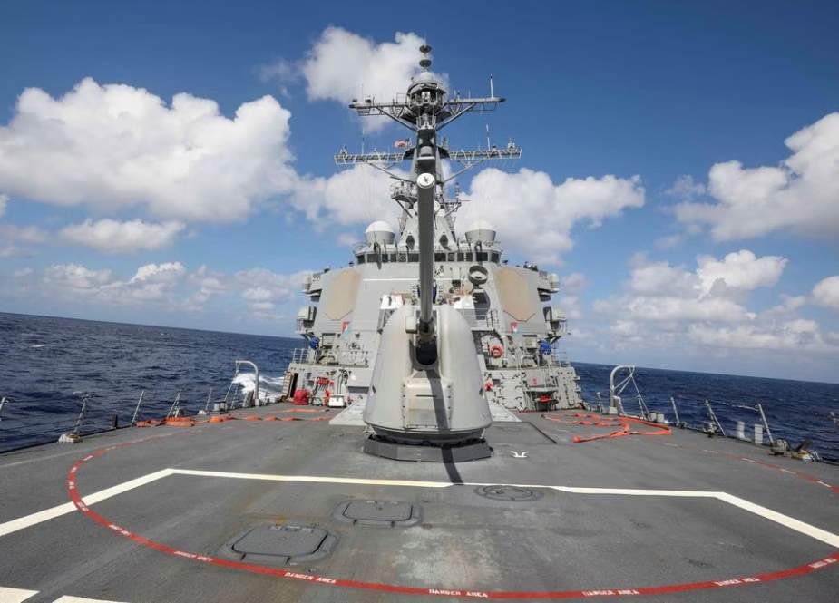 Militer China Mengatakan Memperingatkan Kapal Perang AS untuk Meninggalkan Laut China Selatan
