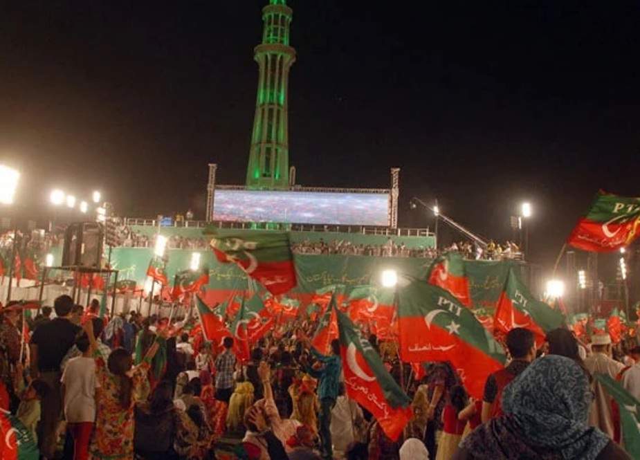 مینار پاکستان پر پی ٹی آئی کے جلسے کی تیاریاں شروع