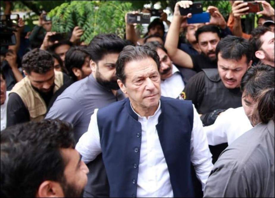 اسلام آباد، عمران خان کے فوٹو گرافر گرفتار، غلام سرور فرار