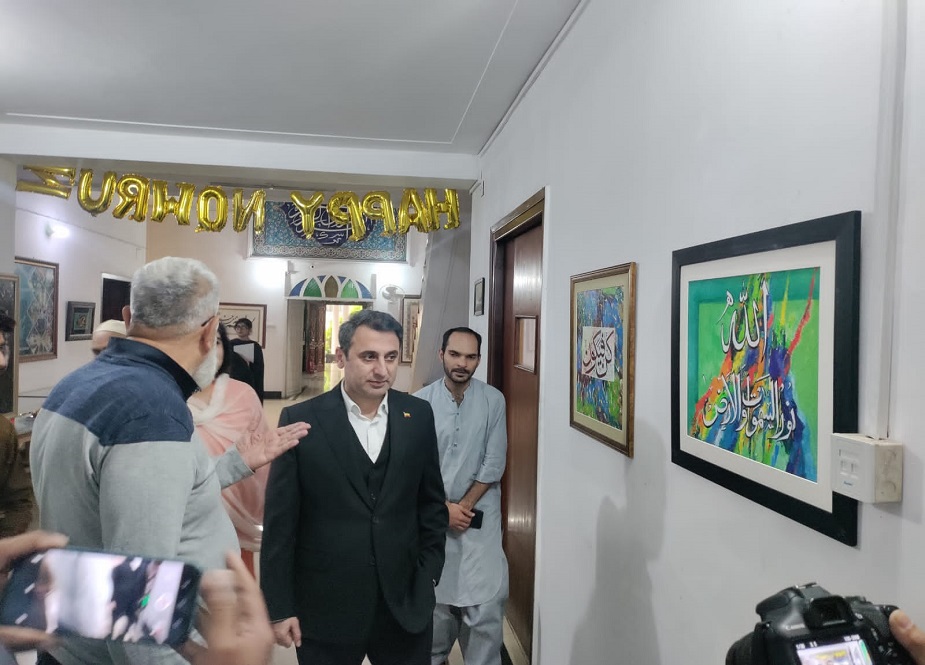لاہور، خانہ فرہنگ اسلامی جمہوری ایران میں خطاطی کی نمائش