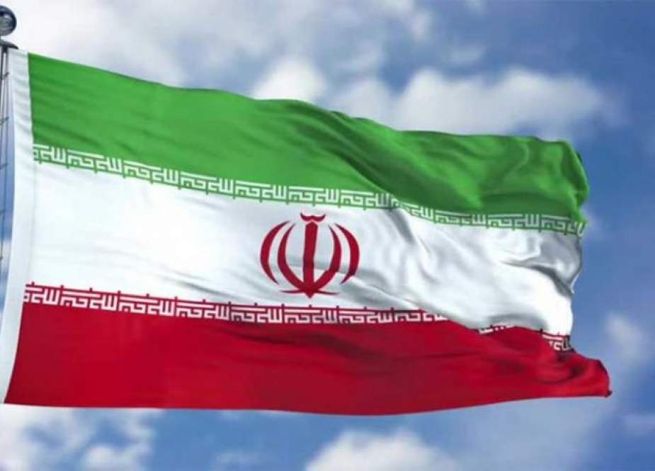 الدفاع الايرانية: الشعب الايراني اختار "الجمهورية الاسلامية" بوعي وإلتزام