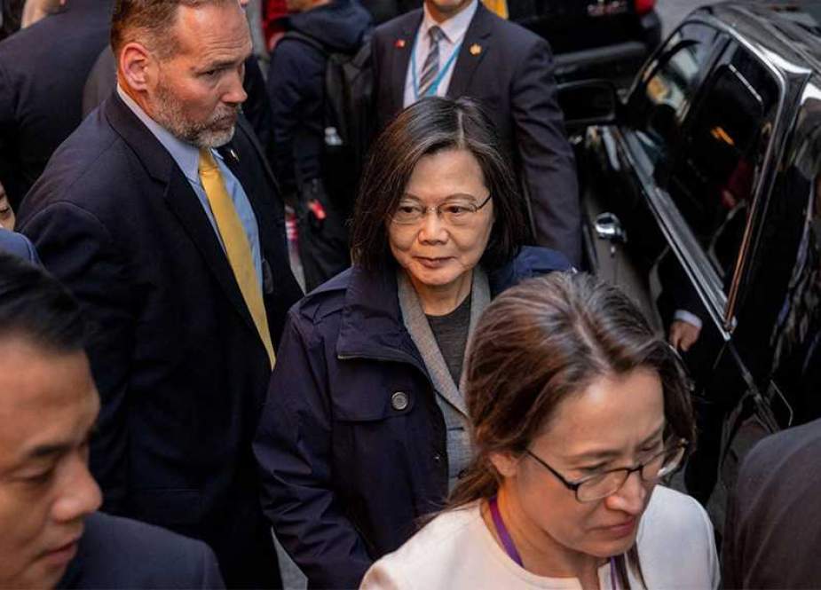 Presiden Taiwan Memulai Kunjungan Transit ke AS Di Tengah Peringatan China