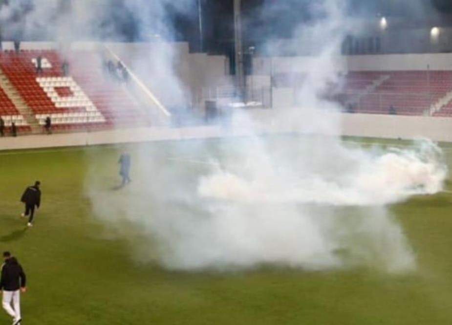 فلسطین میں فُٹبال فائنل میچ کے دوران اسرائیلی فورسز کی آنسو گیس شیلنگ
