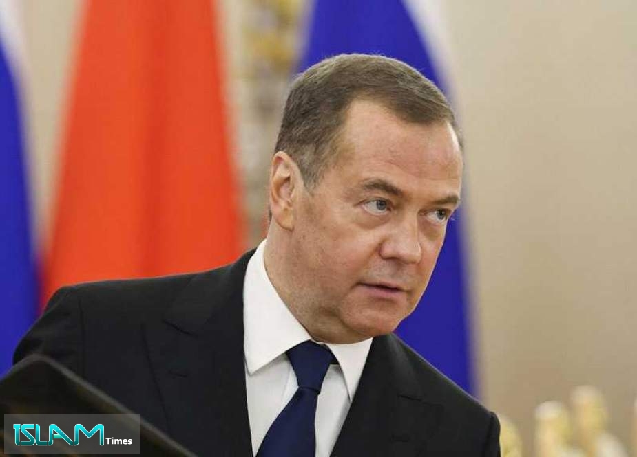 Russia to Consider ‘NATO Peacekeepers’ as Targets if Deployed in Ukraine: Medvedev