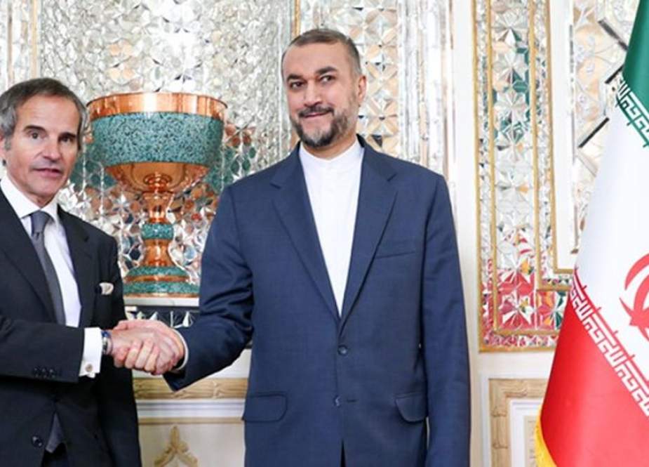 دیدار گروسی رئیس آزانس جهانی انرژی اتمی با وزیر امورخارجه ایران