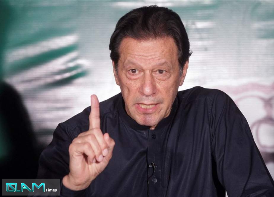 پاکستان عمران خان کی پارٹی پر پابندی لگانے پر غور کر رہا ہے: وزیر دفاع – اسلام ٹائمز