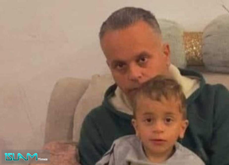 “Israeli” Occupation Injures Palestinian Toddler, Father in WB Raid