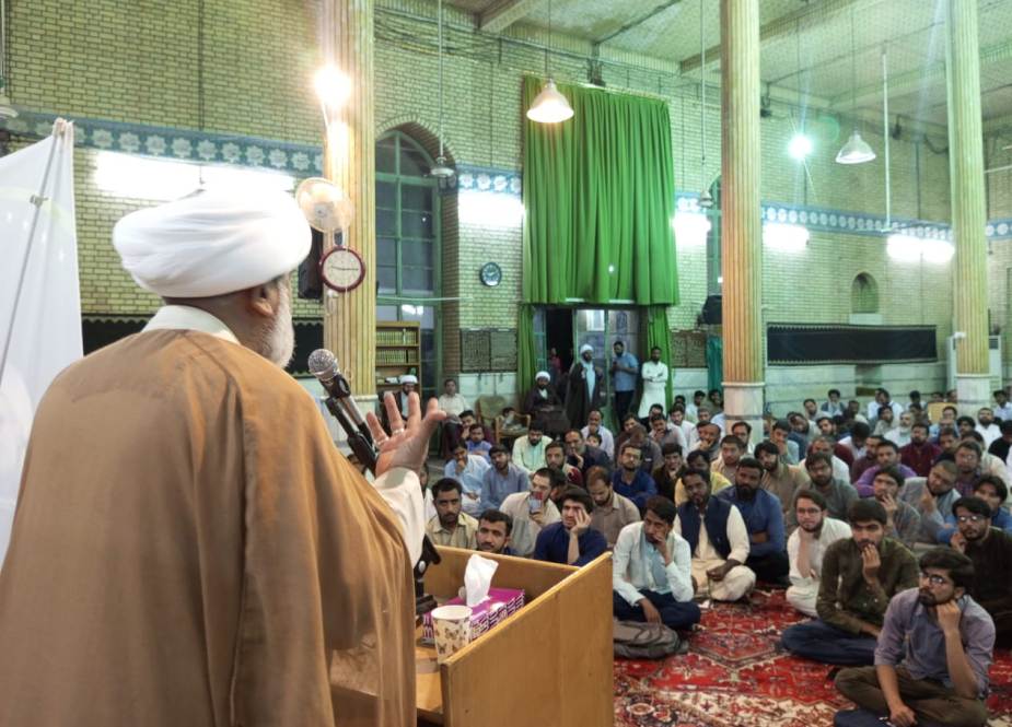 مجلس وحدت مسلمین شعبہ قم کے زیراہتمام مدرسہ حجتیہ قم میں حضرت امام خمینی (رہ) کی برسی کی تقریب کا انعقاد