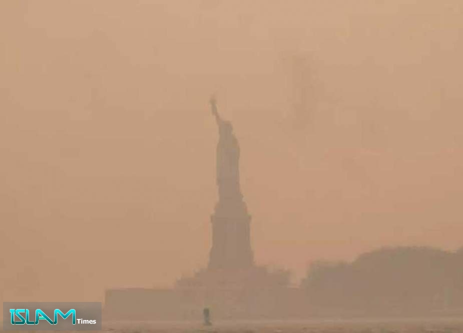 US East Coast Blanketed in Eerie Veil of Smoke from Canada Fires
