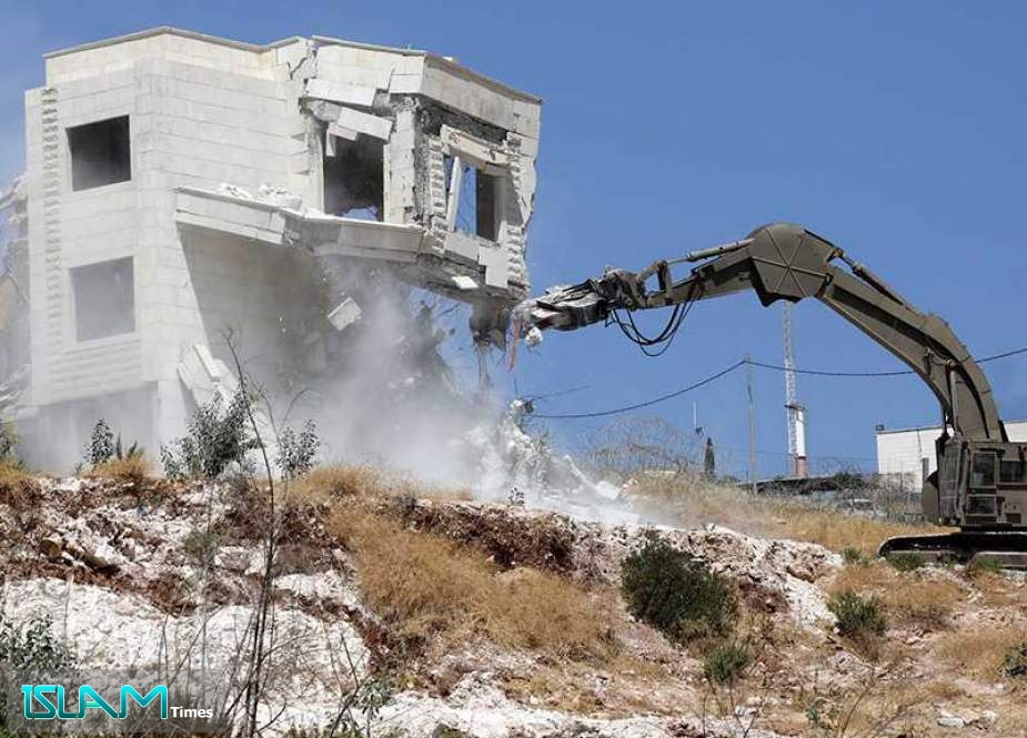 “Israel” Demolishes Palestinian Homes