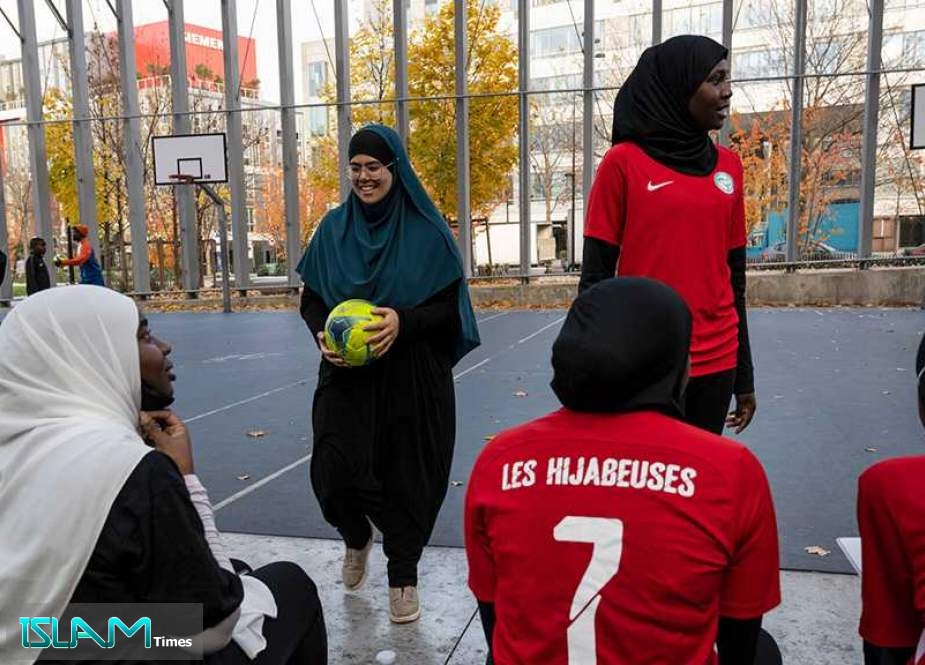 France's highest administrative court says the soccer federation can ban  headscarves in matches