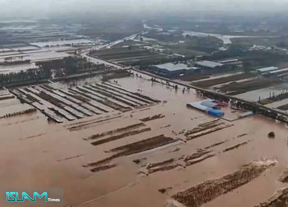 Unrelenting Rain Causes over 100 Landslides, Traps Residents in China