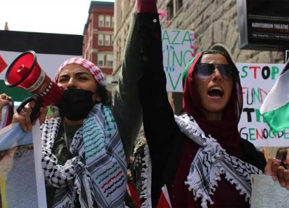 Mahasiswa Palestina Mengajukan Pengaduan Federal Terhadap Diskriminasi di Universitas Illinois