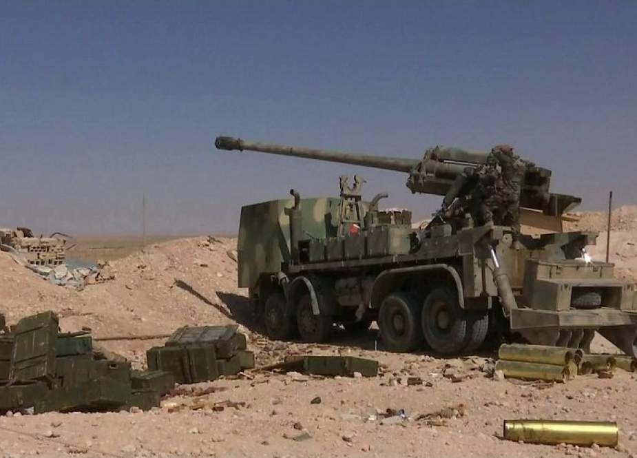 الجيش السوري يقصف مواقع الإرهابيين بإدلب