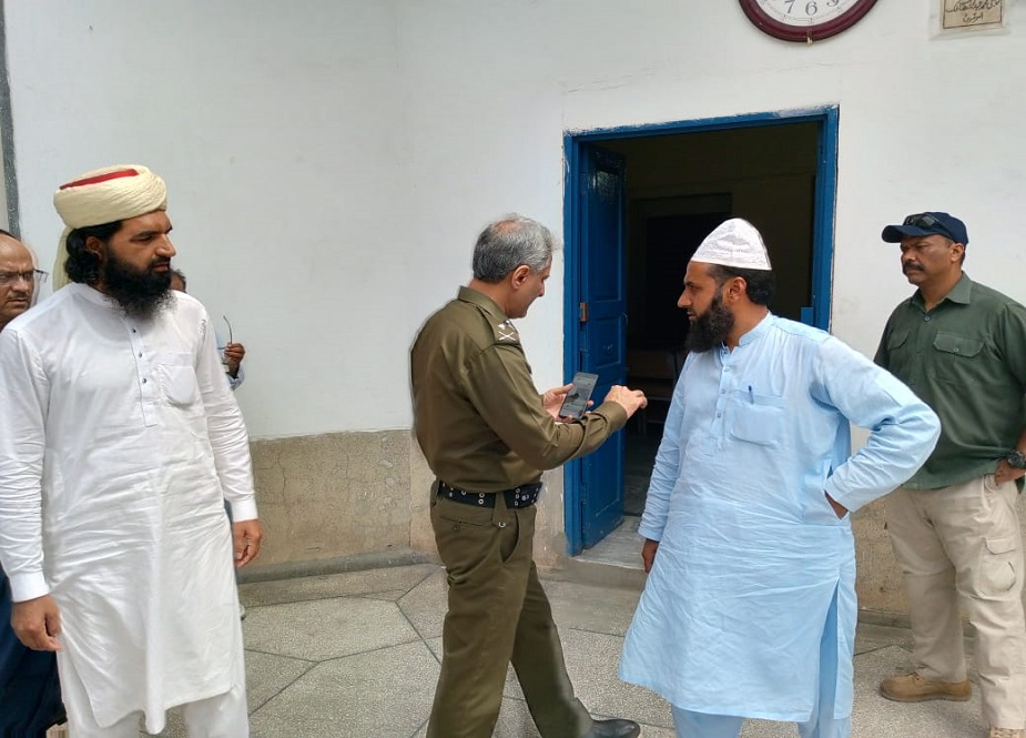 آئی جی پنجاب ڈاکٹر عثمان انور کا جامعہ نعیمیہ لاہور کا دورہ، اساتذہ و طلبہ سے ملاقات کی