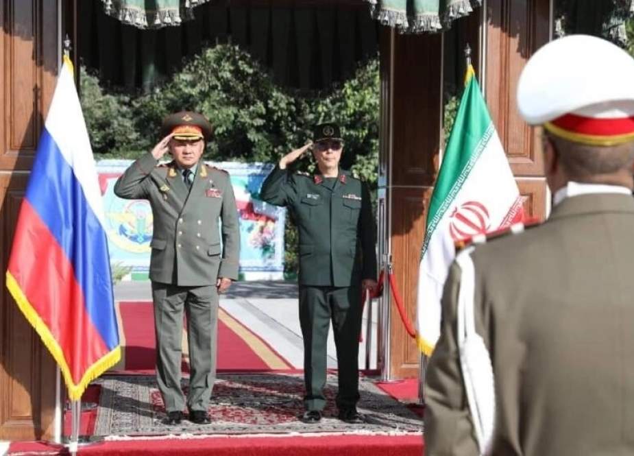 وزير الدفاع الروسي من طهران: علاقاتنا مع إيران تصل إلى مستوى جديد