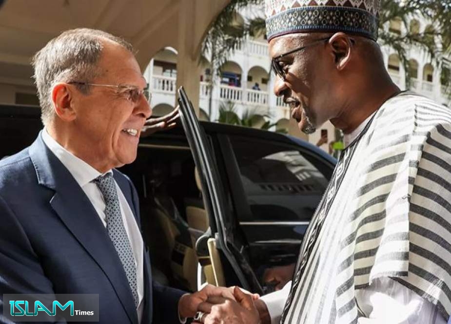 روسيا ومالي تبحثان تعزيز العلاقات والوضع في النيجر