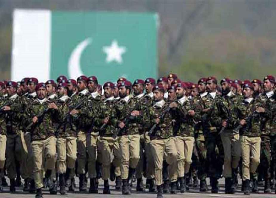 تمام اداروں کے مقابلے میں فوج کی مقبولیت سب سے زیادہ 88 فیصد ہے، سروے