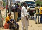 Sudanese citizens fleeing south Khartoum.jpg