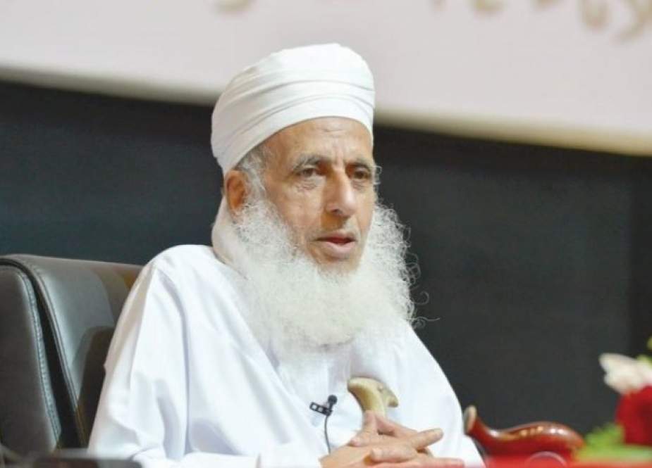 مفتي عمان يوجه خطابا لعلماء المسلمين في العالم