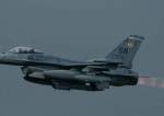 حمله هوایی آمریکا به مواضعی در منطقه بوکمال در مرز عراق-سوریه