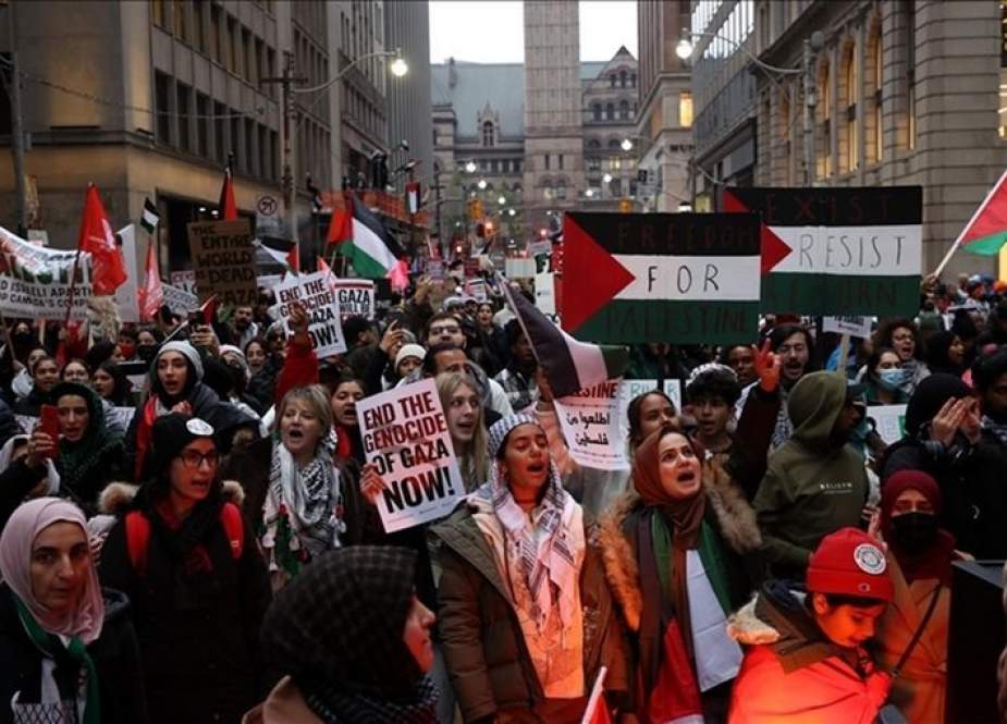 مظاهرة ضخمة في تورنتو بكندا دعما لغزة