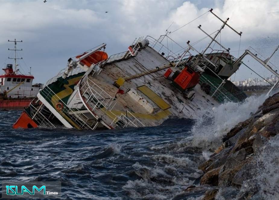 Nine Dead amid Storm in Turkey; 11 Missing from Sunken Ship